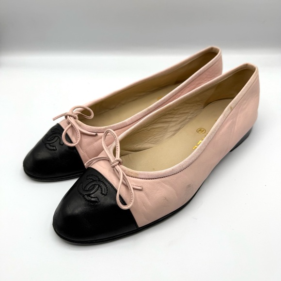 CHANEL CC Logo Pink Black Leather Ribbon Ballet Flats – 38.5 EU / 8 US - Picture 4 of 8